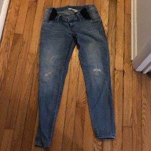 Maternity skinny jeans